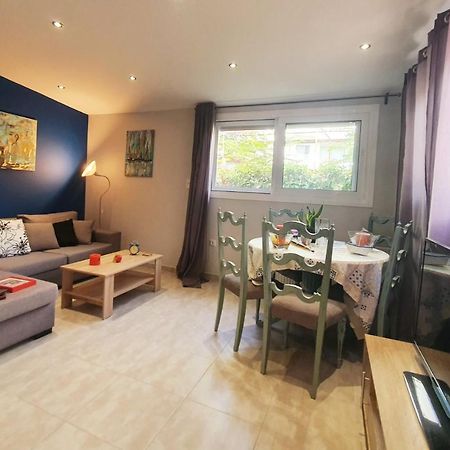 Ilias' Cosy And Relaxing Apartment アテネ エクステリア 写真