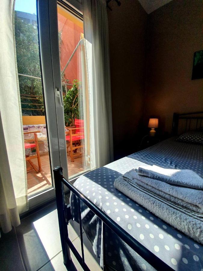 Ilias' Cosy And Relaxing Apartment アテネ エクステリア 写真